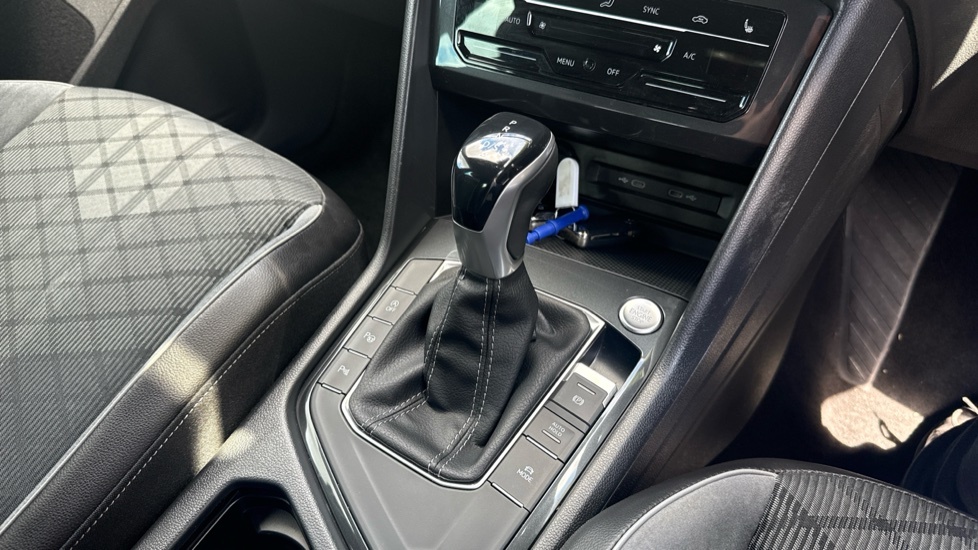 Volkswagen Tiguan 1.5 Tsi Active Grey #13