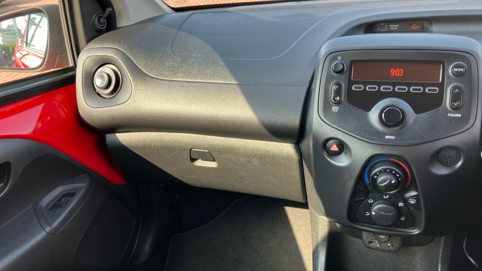 Toyota Aygo X X-claim White #49