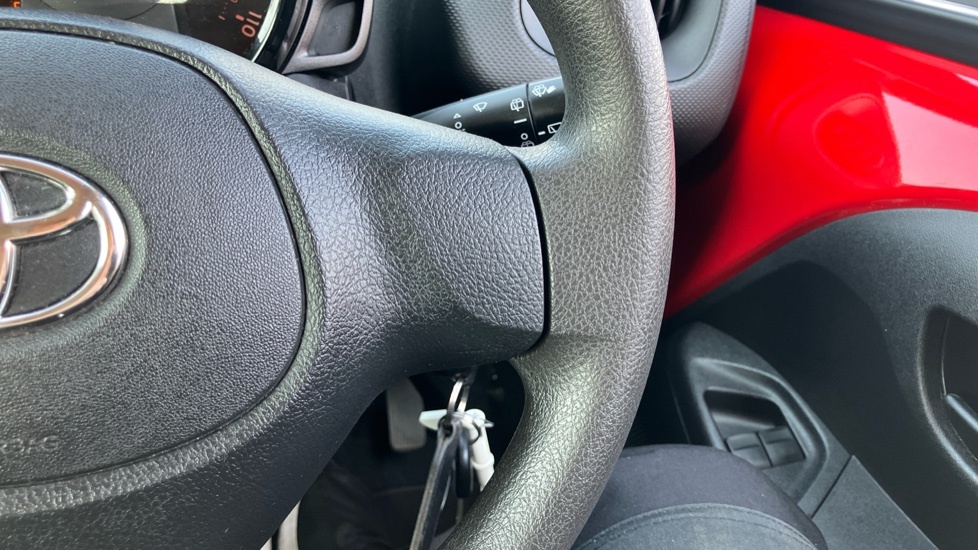 Toyota Aygo X X-claim White #29