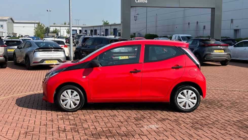 Toyota Aygo X X-claim White #24