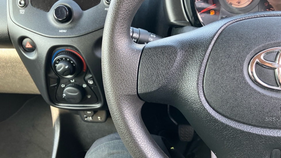 Toyota Aygo X X-claim White #34