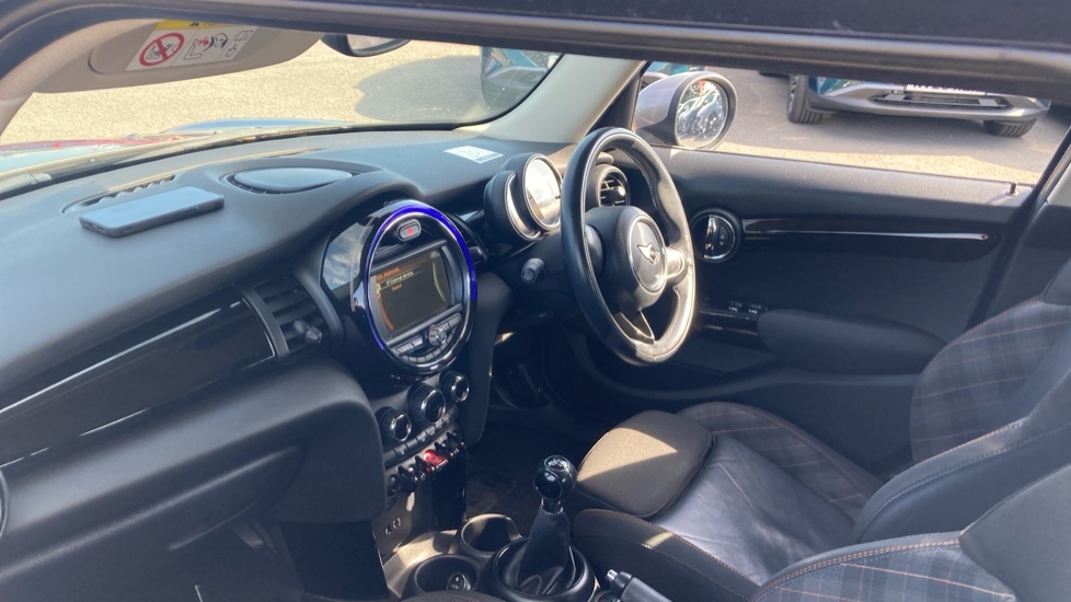 Mini Hatch Seven 1.5 134 Bhp Only 50,526 Mile Black #9
