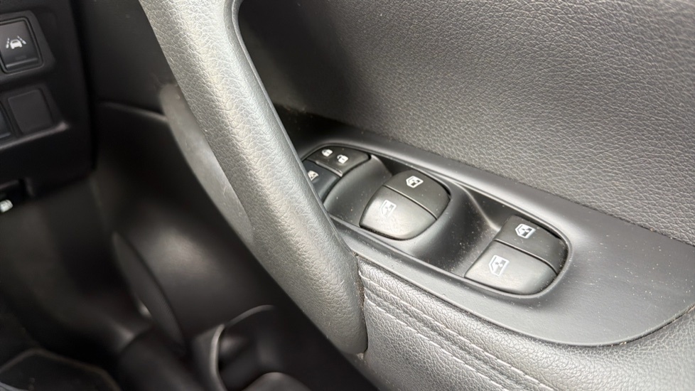 Nissan Qashqai Dci Acenta Grey #35