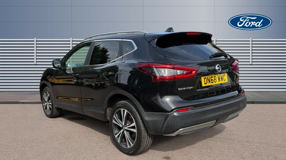 Nissan Qashqai N-connecta Black #2