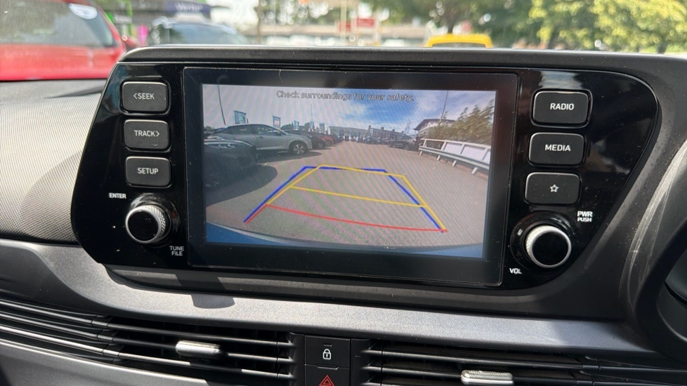 Hyundai Bayon 1.0 T-gdi 100Ps Ultimate 48 Volt Mhev Dct Red #21