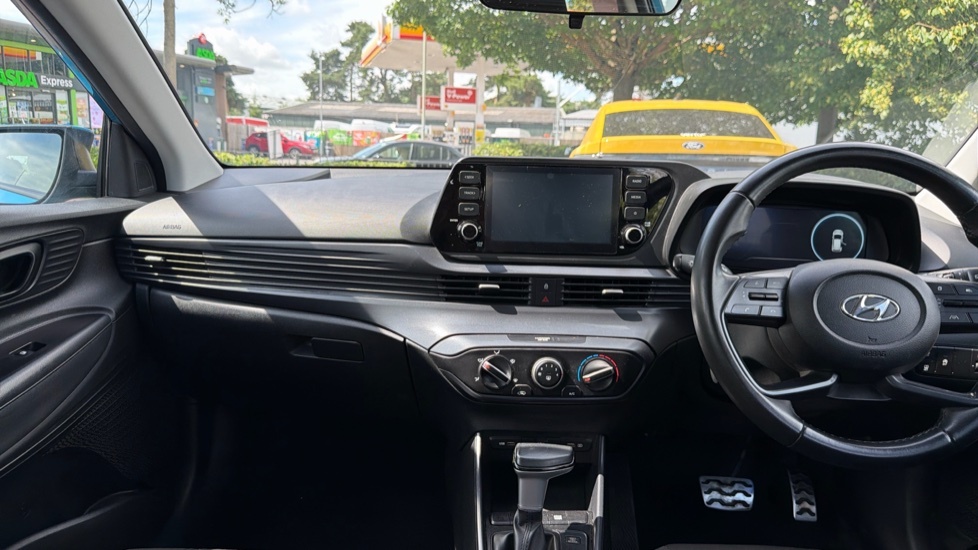 Hyundai Bayon 1.0 T-gdi 100Ps Ultimate 48 Volt Mhev Dct Red #10