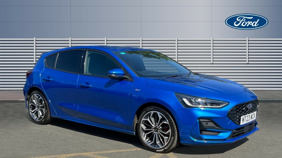 Ford Focus St-line X Blue