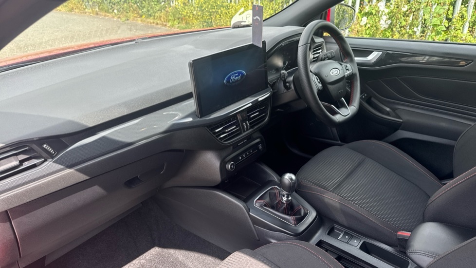 Ford Focus 1.0 Ecoboost Hybrid Mhev 155 St-line X Edition  #9
