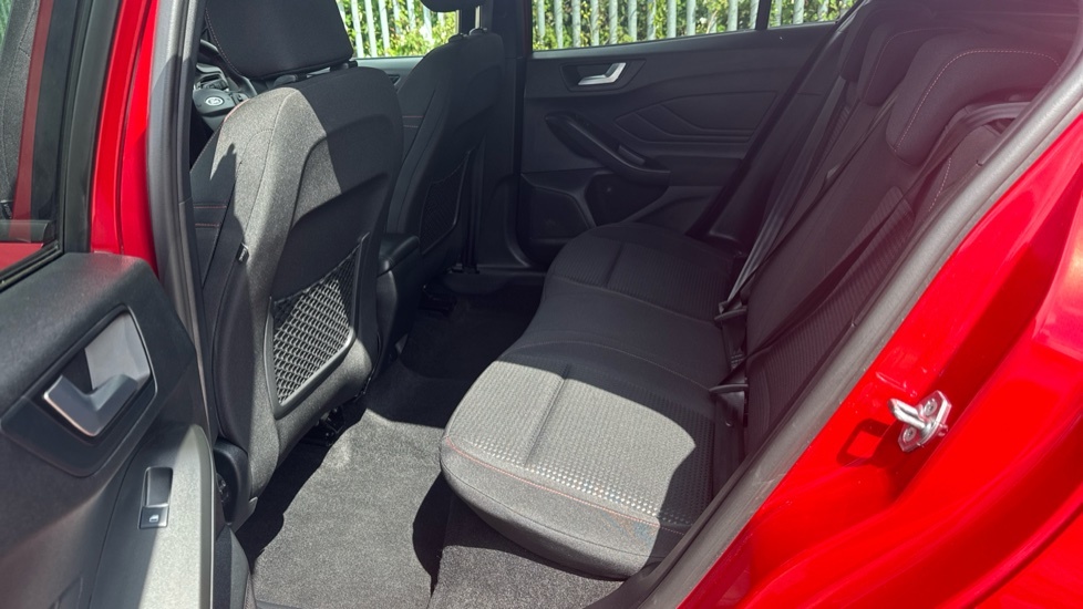 Ford Focus 1.0 Ecoboost Hybrid Mhev 155 St-line X Edition  #16