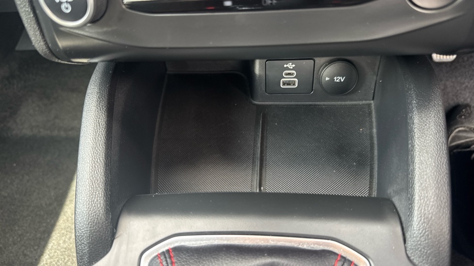 Ford Focus 1.0 Ecoboost Hybrid Mhev 155 St-line X Edition  #26