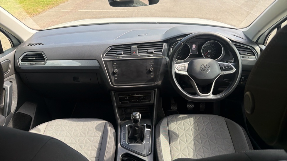 Volkswagen Tiguan 1.5 Tsi 150 Active Silver #10