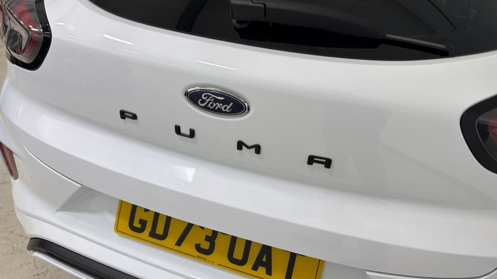 Ford Puma 1.0 Ecoboost Hybr Mhev 155 St-line Vignale Dct White #29