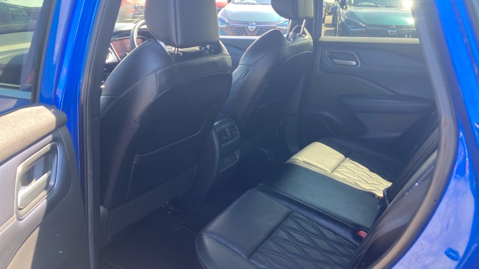 Nissan Qashqai Dig-t Tekna Plus Dct White #16