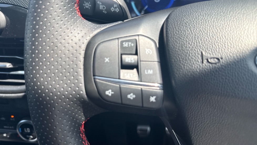 Ford Kuga 2.5 Fhev Vignale Cvt 2Wd Silver #23