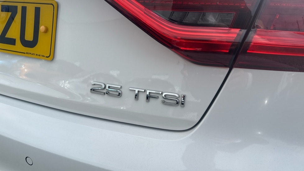 Audi A1 Audi Sportback S Line 35 Tfsi 150 Ps S Tronic Black #24