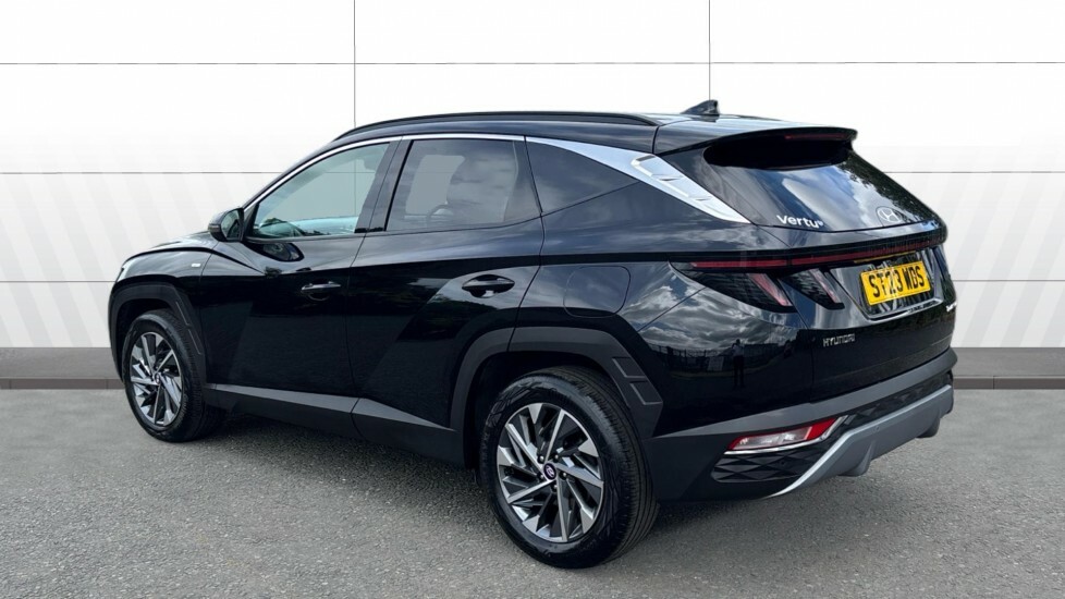Hyundai Tucson Premium Black #2