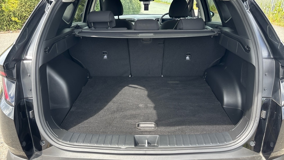 Hyundai Tucson Premium Black #4