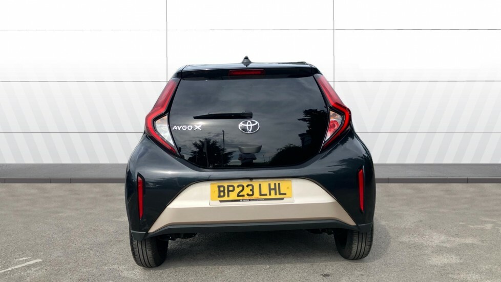 Toyota Aygo X Edge Beige #6
