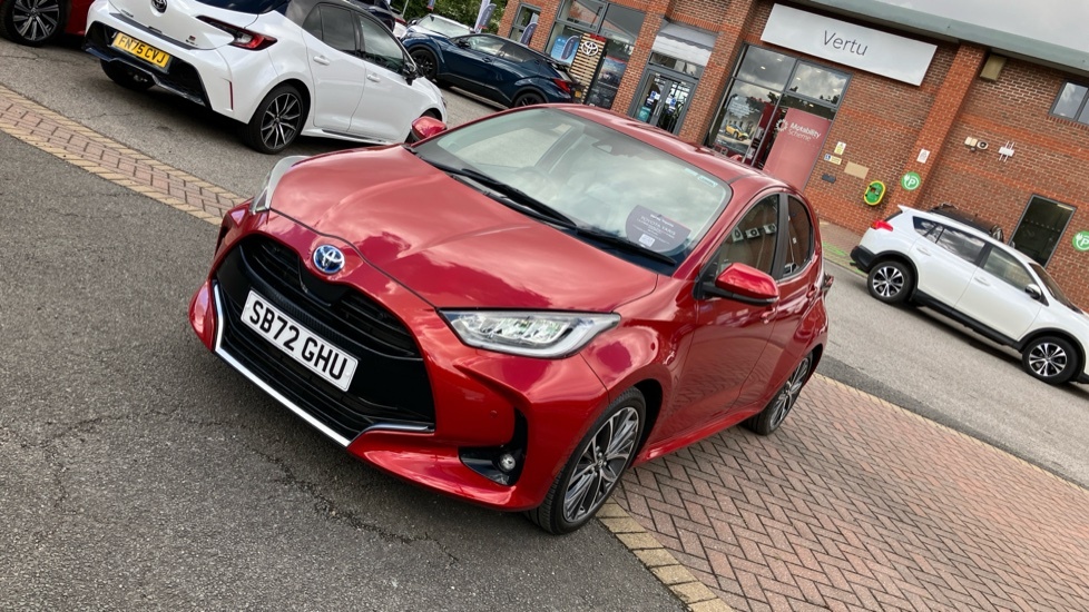 Toyota Yaris Hatchback 1.5 Vvt-h Design 202323 Silver #49