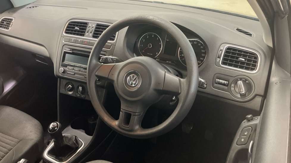 Volkswagen Polo 1.4 Match Edition 83 Bhp Silver #11