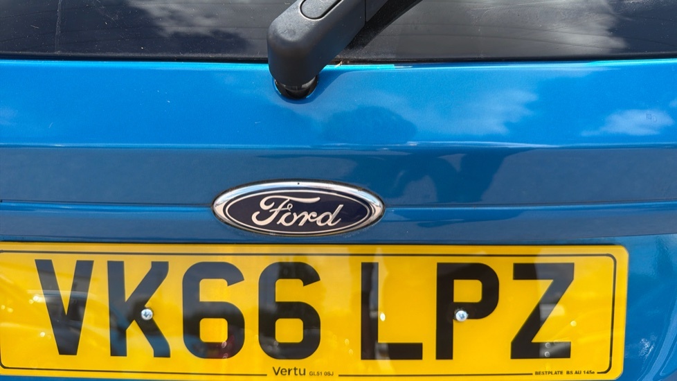 Ford Fiesta Ford Fiesta 1.2 Style Hatchback Red #21