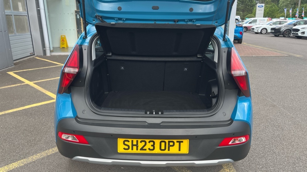 Hyundai Bayon Se Connect Blue #4