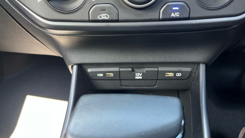 Hyundai Bayon T-gdi Mhev Premium  #30