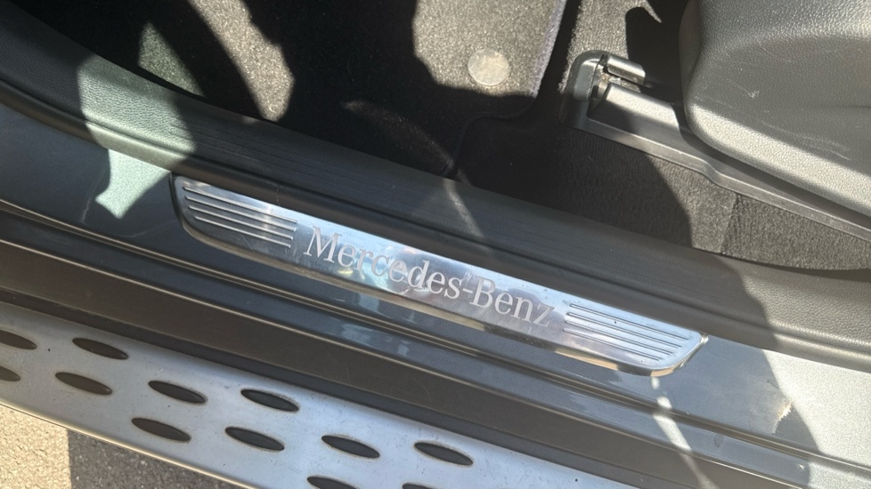 Mercedes-Benz GLC Class Glc 220D 4Matic Amg Line 9G-tronic  #28