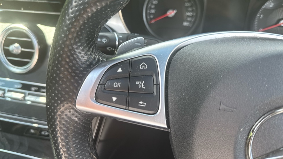 Mercedes-Benz GLC Class Glc 220D 4Matic Amg Line 9G-tronic  #35
