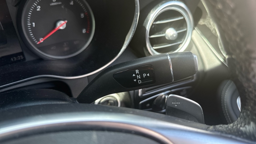 Mercedes-Benz GLC Class Glc 220D 4Matic Amg Line 9G-tronic  #31