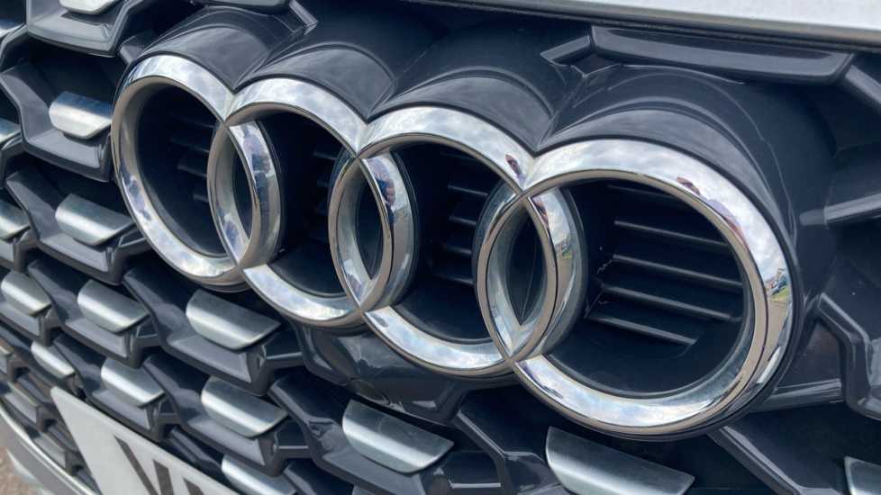 Audi Q5 45 Tfsi Quattro S Line S Tronic Cs White #8