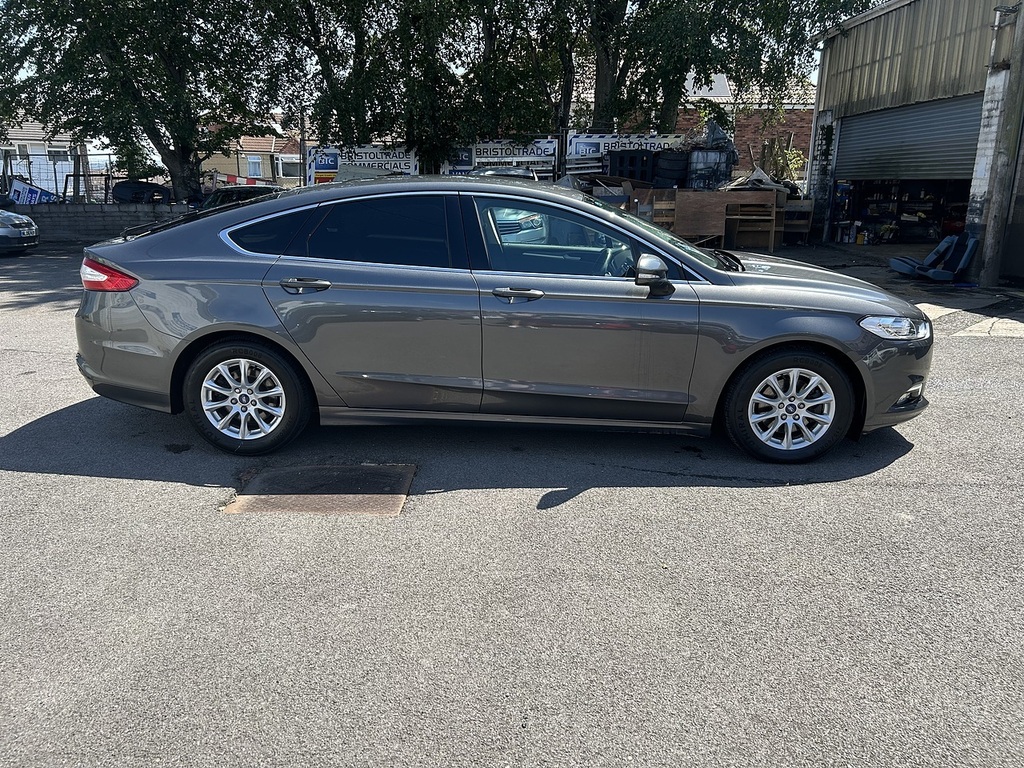 Ford Mondeo 2.0 Tdci Titanium Hatchback Euro Grey #5