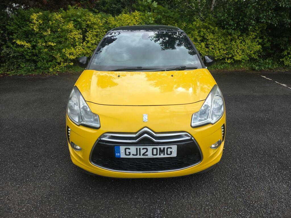 Citroen DS3 1.6 E-hdi Airdream Dstyle Plus Euro 5 S S Yellow #2
