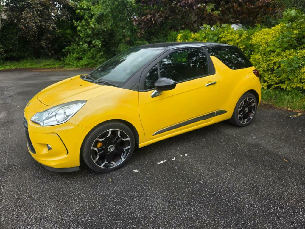 Citroen DS3 1.6 E-hdi Airdream Dstyle Plus Euro 5 S S Yellow #4