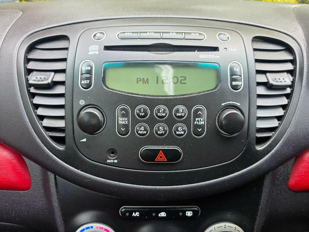 Hyundai I10 Hatchback Black #11