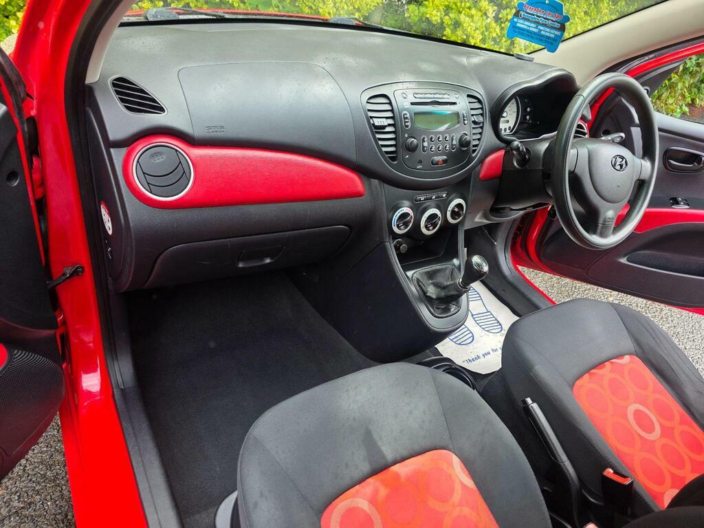 Hyundai I10 Hatchback Black #10