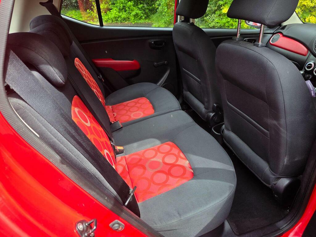 Hyundai I10 Hatchback Black #9