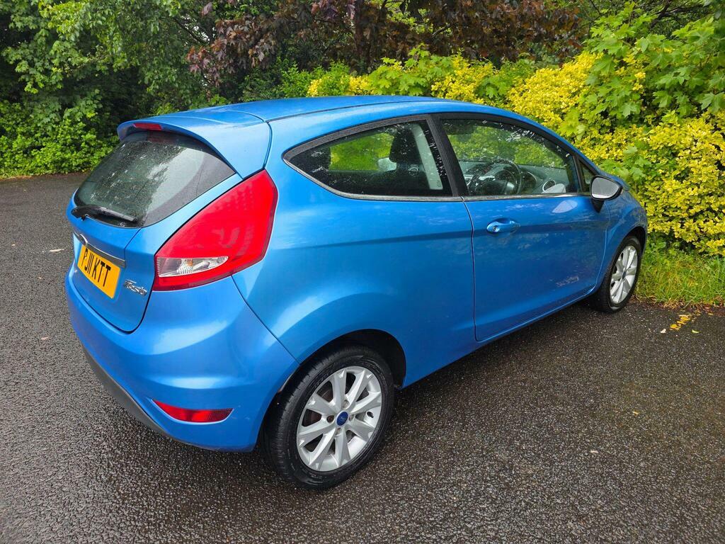 Ford Fiesta Hatchback White #7