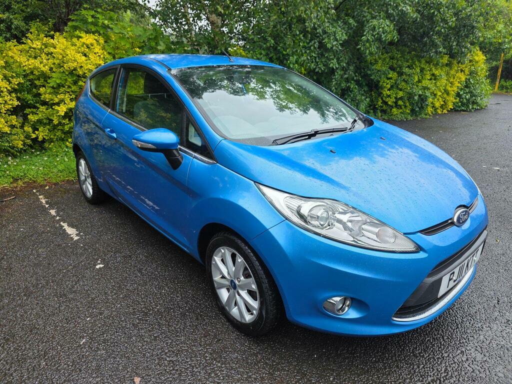 Ford Fiesta Hatchback White #1