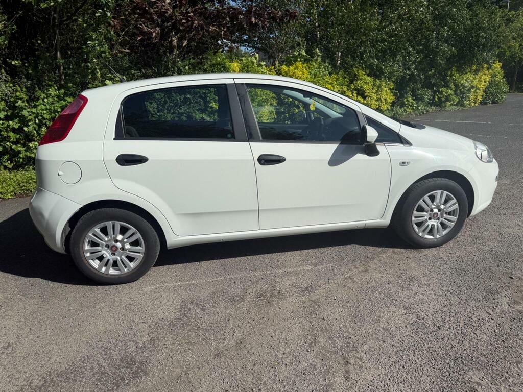 Fiat Punto 1.2 Pop Red #9