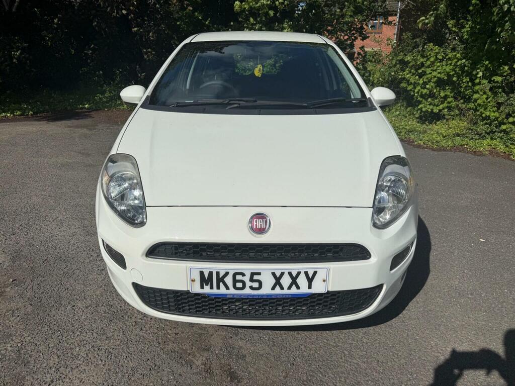 Fiat Punto Hatchback 1.2 Pop Euro 6 201565 White #2