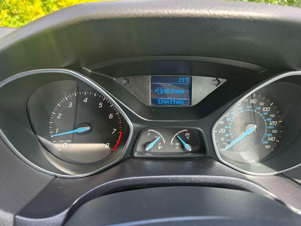 Ford Focus 1.0T Ecoboost Titanium Hatchback Blue #18
