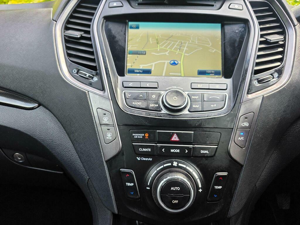 Hyundai Santa Fe Premium Se Black #14