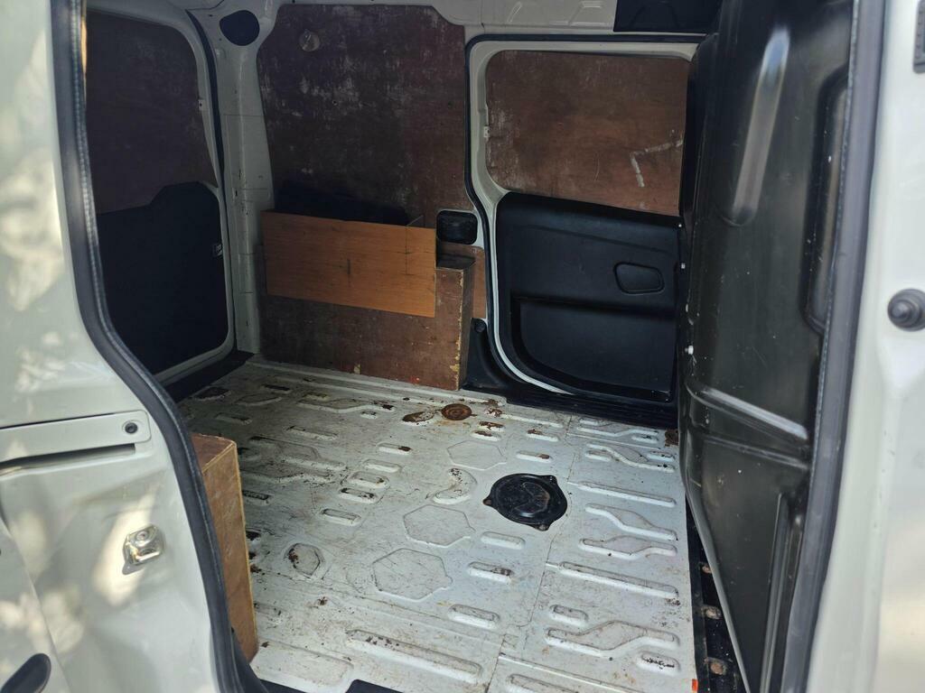 Fiat Doblo Mpv White #10