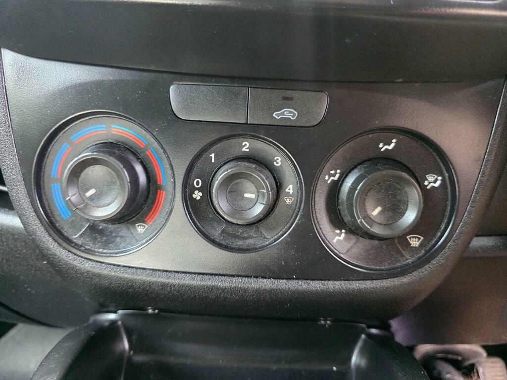 Fiat Doblo Mpv White #14