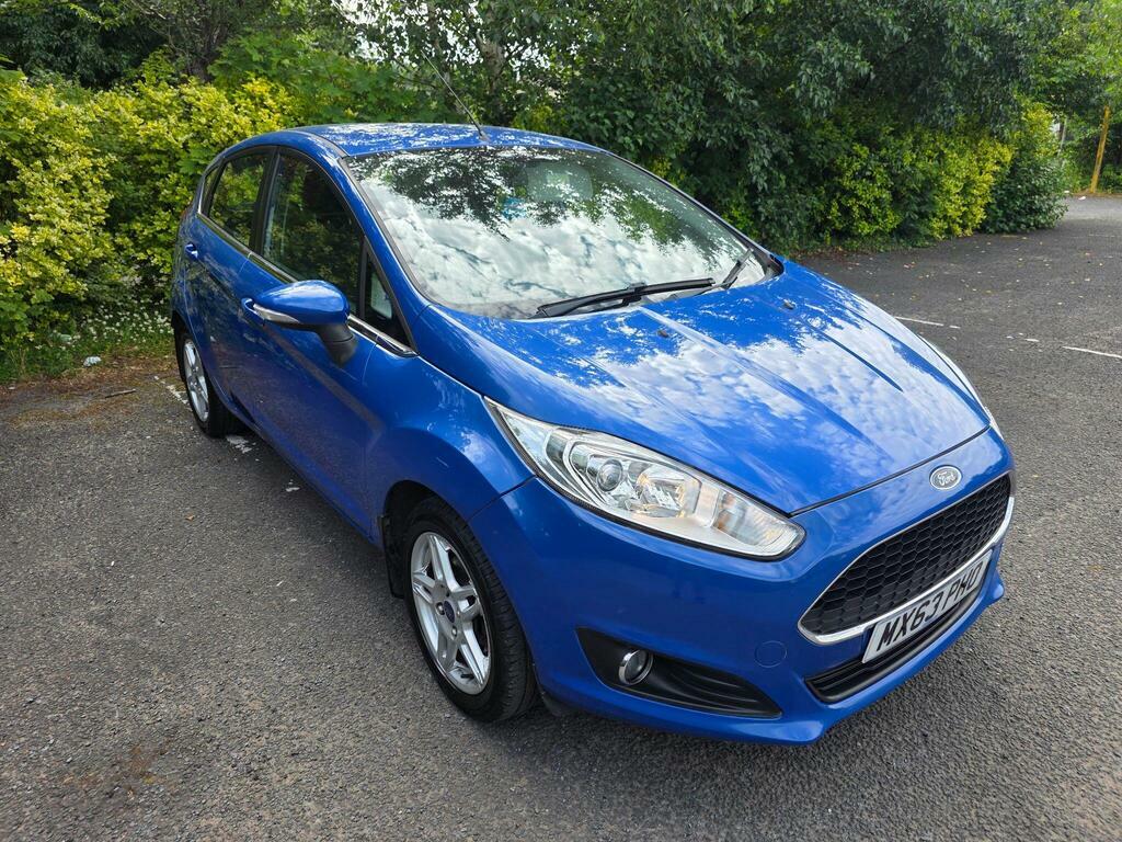 Ford Fiesta Zetec Red #1