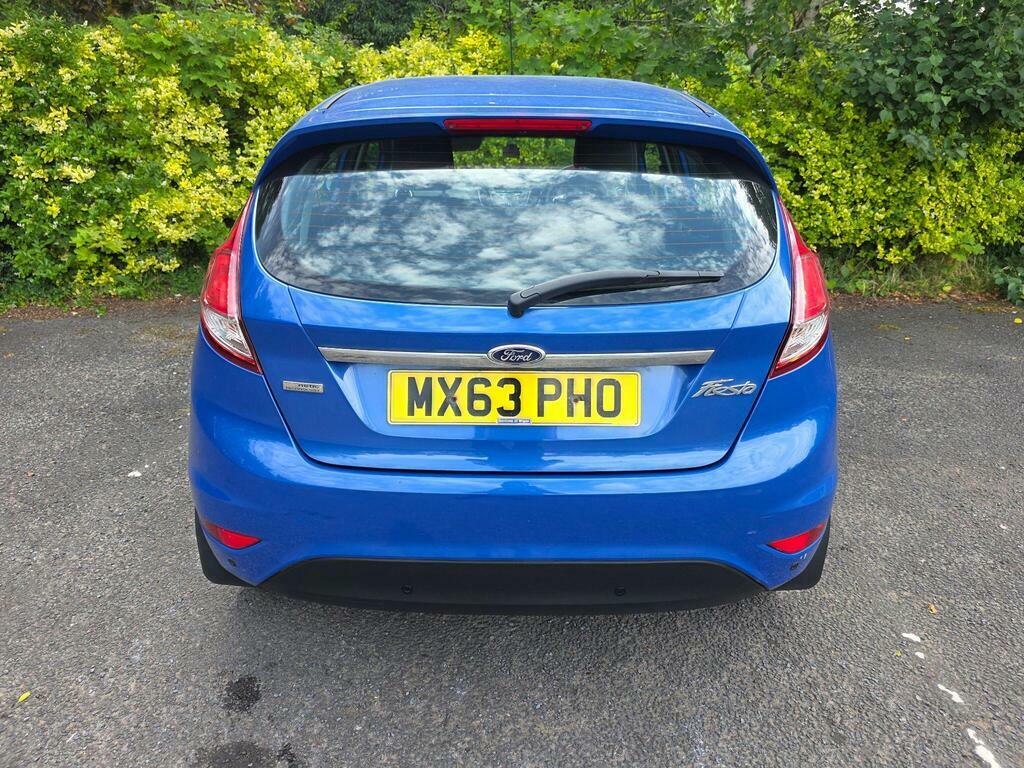 Ford Fiesta Zetec Red #6
