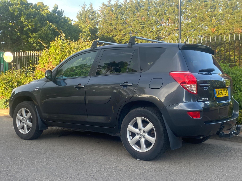 Toyota Rav 4 2.2 D-4d Xt-r 4Wd #3