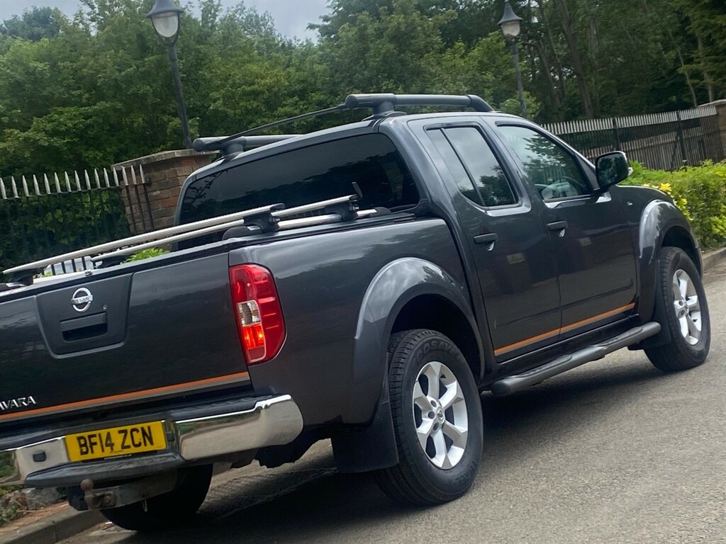 Nissan Navara 2.5 Dci Tekna 4Wd Euro 5  #5