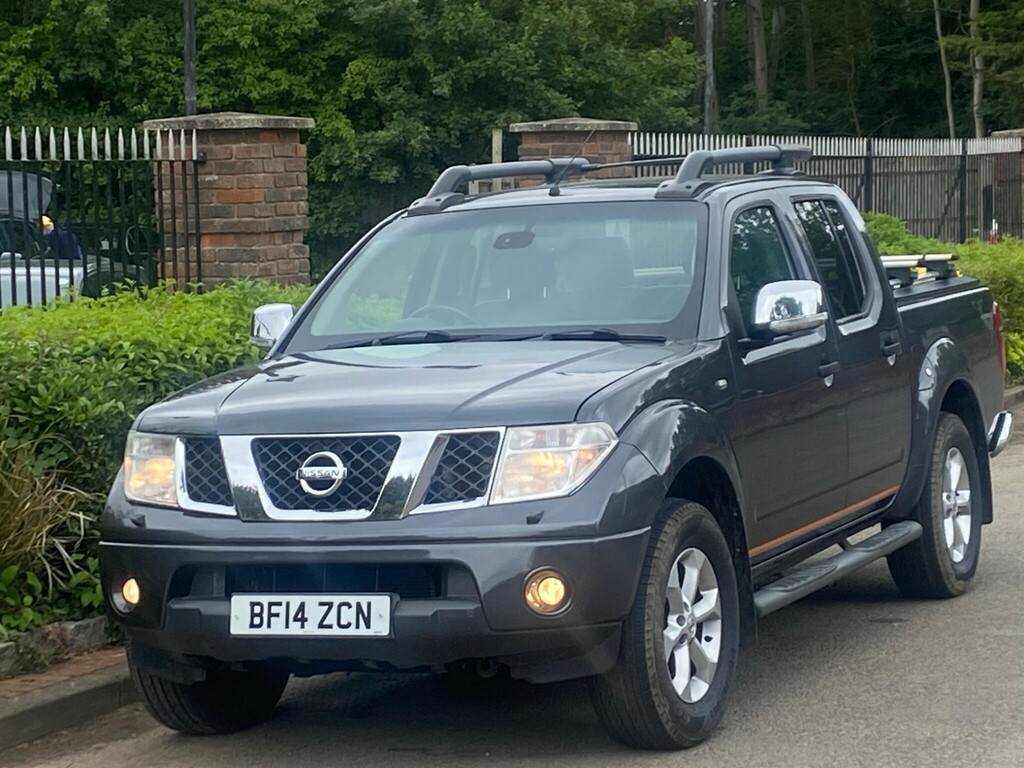 Nissan Navara 2.5 Navara Tekna White #37